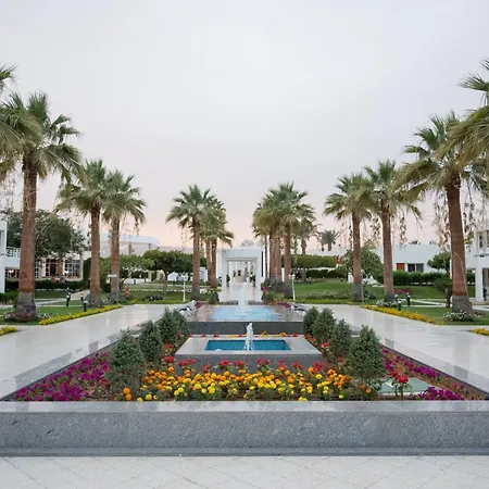 Maritim Jolie Ville Resort & Casino