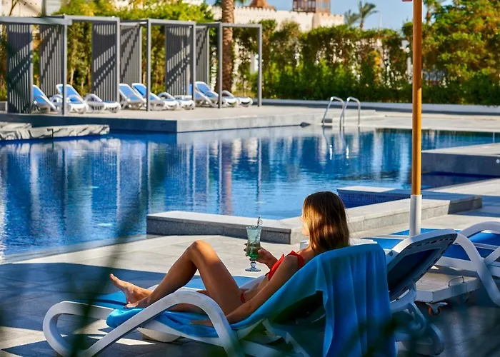 Maritim Jolie & Casino Resort 5*