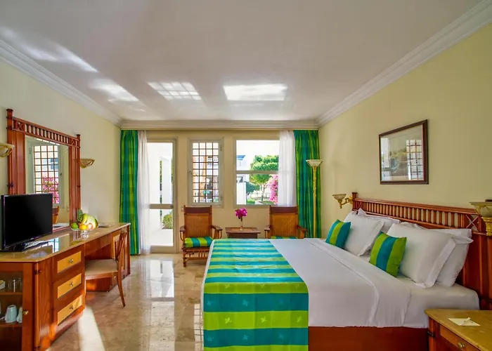 Maritim Jolie & Casino Resort 5*