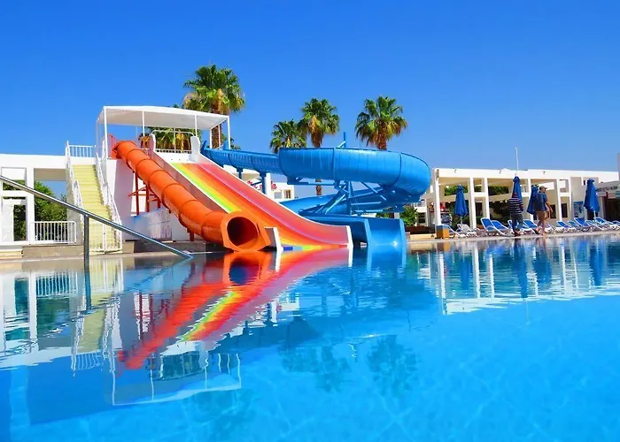 Maritim Jolie & Casino Resort 5*